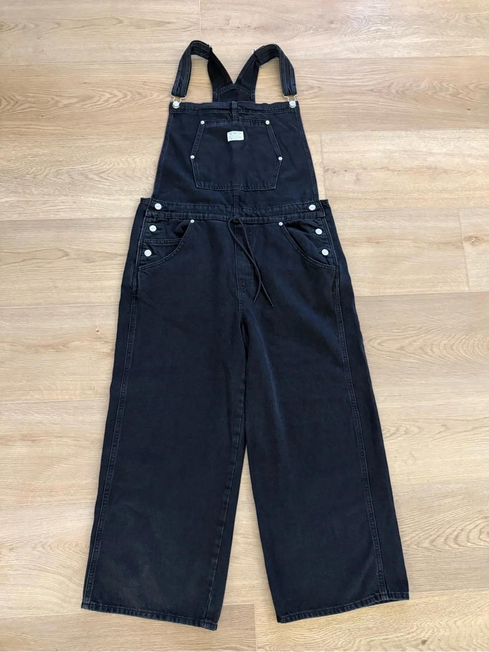 Levi’s Wide Leg Denim Overalls Drawstring Waist XL Black